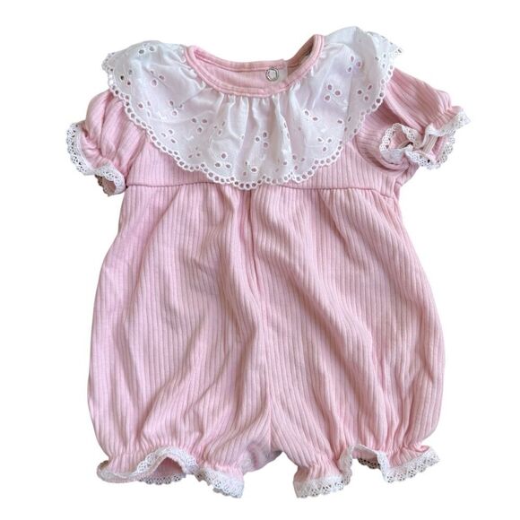 Vintage Baby Girl Pink Romper Bubble Collared White Eyelets Ribbed Size 3-6M - Picture 1 of 5